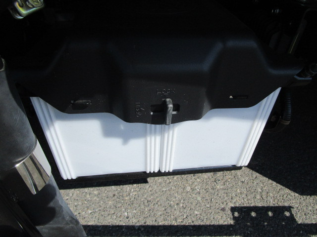 日野 デュトロ 小型 冷蔵冷凍バン 2WG-XZU606N(111646) 45枚目