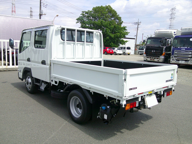 Mitsubishi Fuso canter Small Double cab 2RG-FBA20(105856) 7枚目
