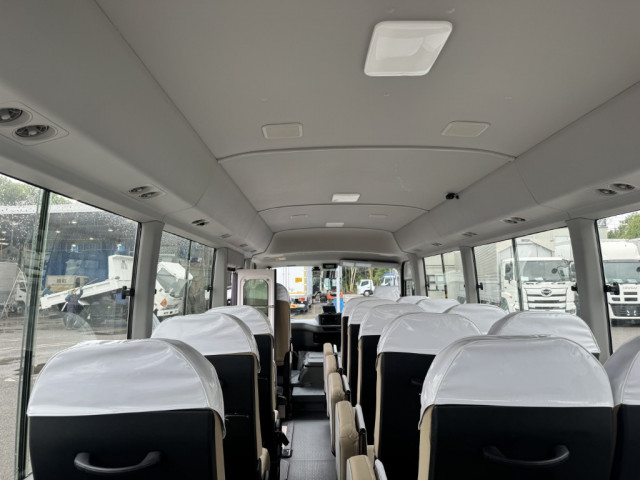 日野 リエッセⅡ 中型 バス 2DG-XZB70M(106161) 19枚目