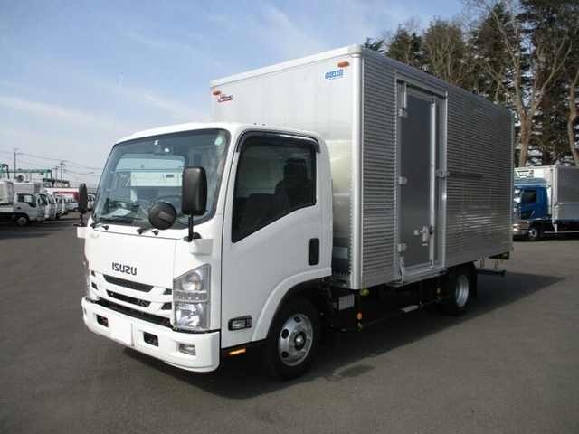 いすゞ エルフ 小型 バン 2RG-NPR88AN(9578) 1枚目