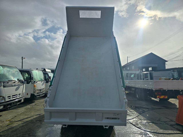三菱ふそう キャンター 小型 土砂ダンプ TKG-FBA20(112861) 9枚目