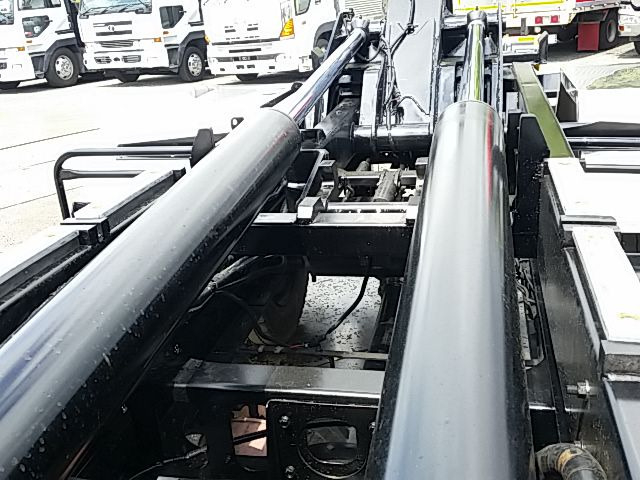 Isuzu forward 6studs large Arm roll trucks PDG-FTR34S2(9314) 51枚目