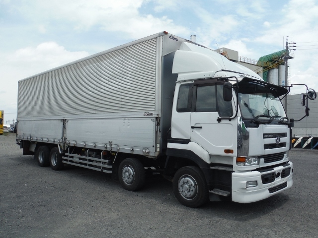 UDトラックス（日産） ビッグサム 大型 ウィング KL-CG48L(1105) 2枚目
