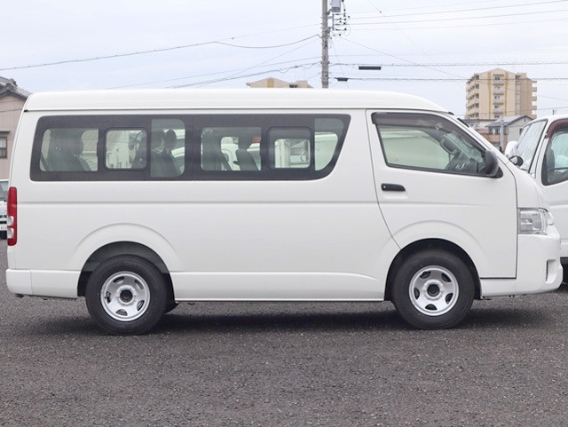 トヨタ ハイエース 小型 バン CBA-TRH214W(109968) 8枚目