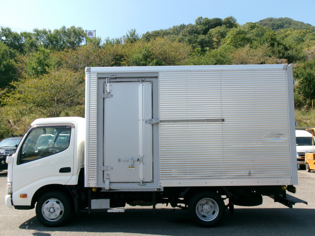 トヨタ トヨエース 小型 バン TKG-XZC645(110295) 3枚目