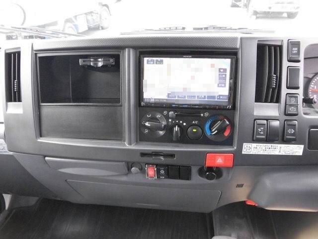 いすゞ エルフ 小型 バン TRG-NLR85AN(7130) 30枚目