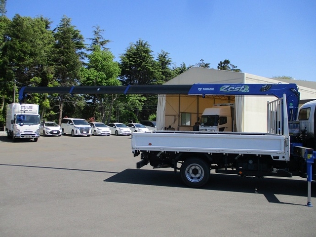 いすゞ エルフ 小型 平ボディ（クレーン付） TRG-NPR85AR(9627) 6枚目