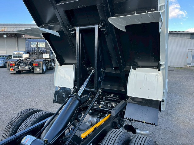 三菱ふそう キャンター 小型 土砂ダンプ 2RG-FBA60(98167) 14枚目