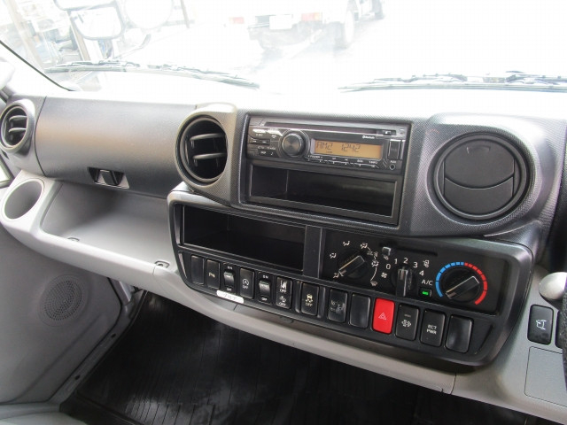 日野 デュトロ 小型 保冷バン 2RG-XZC605M(112384) 20枚目