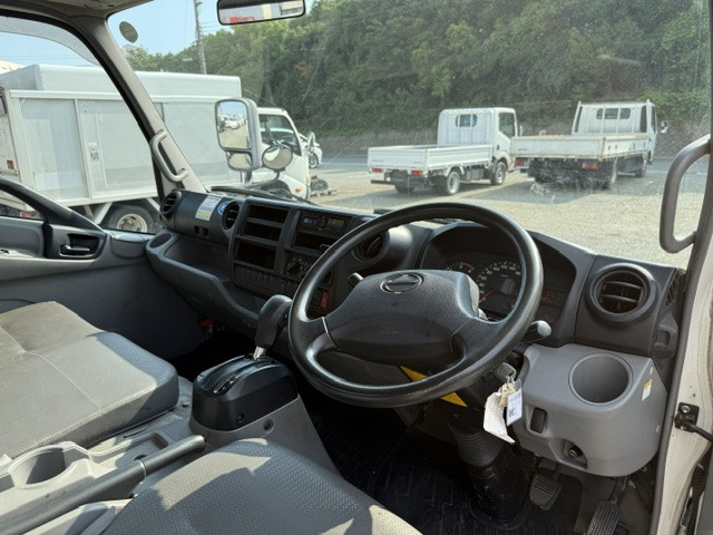 Hino dutro Small Flat body TKG-XZC710M(109622) 26枚目