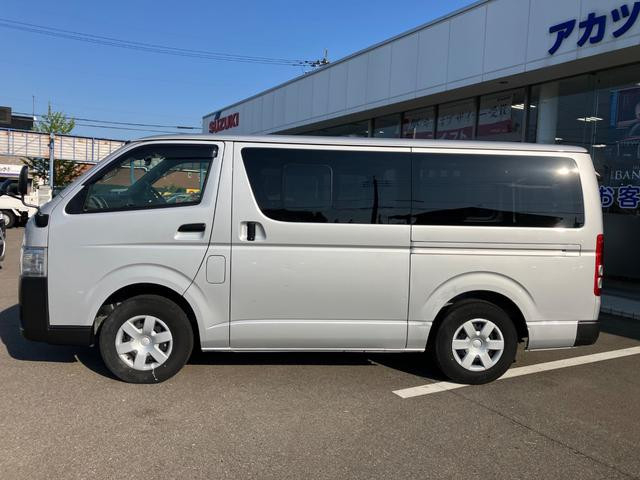 トヨタ ハイエース 小型 バン QDF-GDH206V(86503) 10枚目