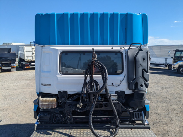 UDトラックス（日産） クオン 大型 トラクタ 2PG-GK5AAD(113473) 13枚目
