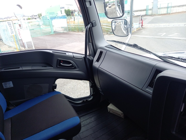 いすゞ ギガ 大型 ウィング 2PG-CYJ77C(106573) 84枚目