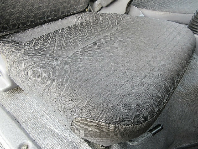 いすゞ エルフ 小型 バン PB-NKR81AN(6599) 37枚目