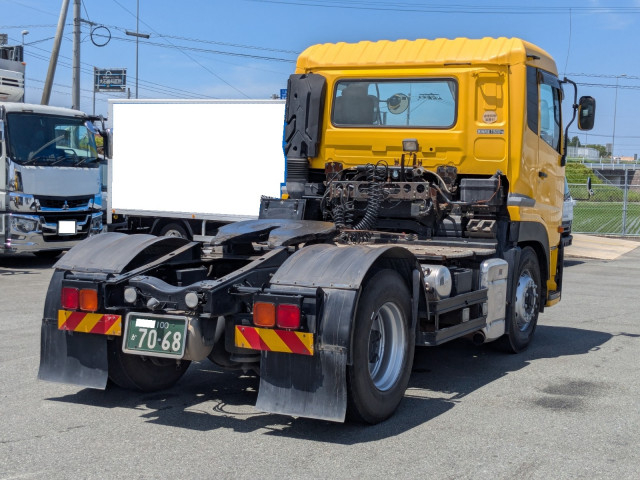 UDトラックス（日産） クオン 大型 トラクタ QPG-GK5XAB(109126) 4枚目