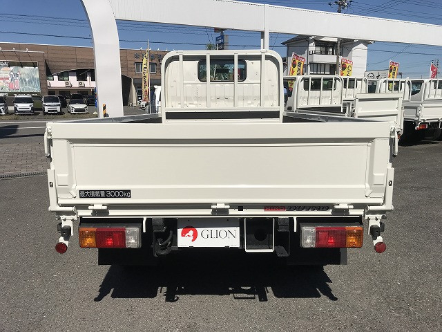 日野 デュトロ 小型 平ボディ 2RG-XZU605M(112876) 5枚目
