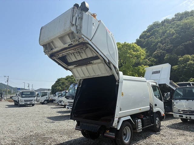 日野 デュトロ 小型 塵芥車（プレス式） 2RG-XZU605X(105408) 15枚目
