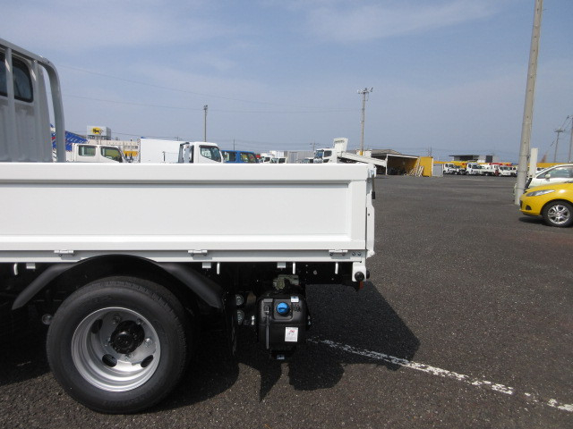 Mitsubishi Fuso canter Small Double cab 2RG-FBA20(88746) 39枚目