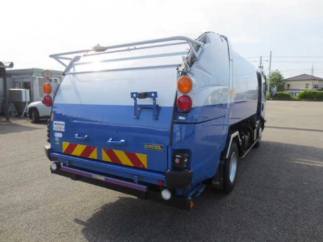 いすゞ エルフ 小型 塵芥車（プレス式） 2PG-NPR88YN(105392) 4枚目