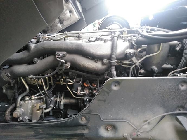 いすゞ ギガ 大型 トラクタ KL-EXZ52J3(3212) 22枚目