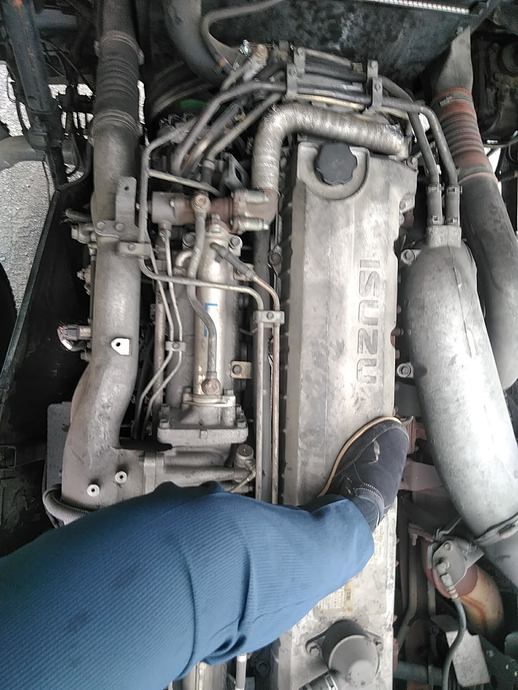 いすゞ ギガ 大型 トラクタ KL-EXZ52J3(3212) 31枚目