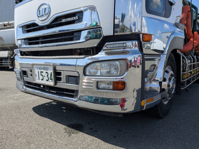 UDトラックス（日産） クオン 大型 バキュームカー/糞尿車 QKG-CD5YL(109893) 26枚目