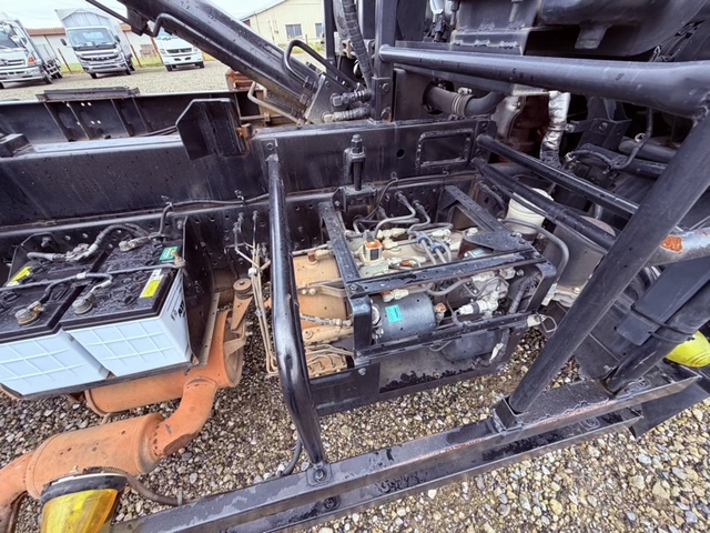いすゞ フォワード 中型 脱着式コンテナ専用車 TKG-FRR90S2(112683) 16枚目