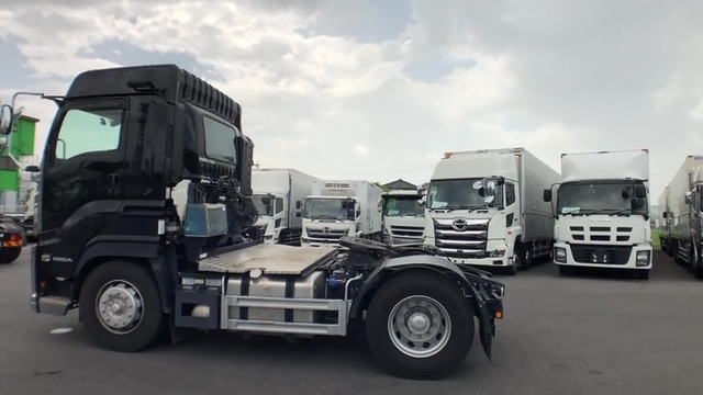 Isuzu giga Large Tractor 2PG-EXD52CD(34676) 9枚目