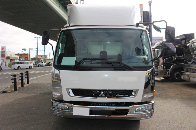 Mitsubishi Fuso fighter Middle Wing body 2KG-FK65F(104995) 2枚目