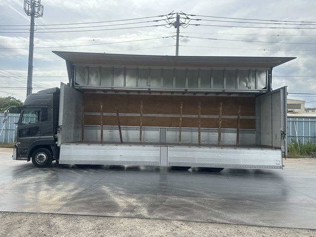 UDトラックス（日産） クオン 大型 ウィング 2PG-CG5CA(45308) 6枚目