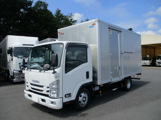 いすゞ エルフ 小型 バン 2RG-NPR88AN(11912) 1枚目
