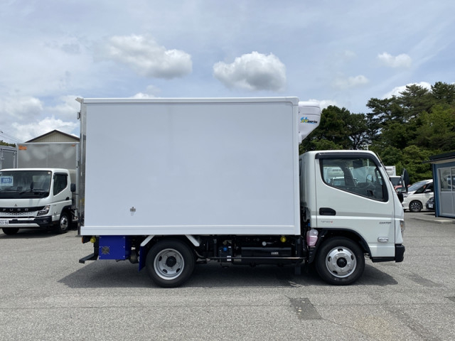 三菱ふそう キャンター 小型 冷蔵冷凍バン 2RG-FBAV0(108465) 5枚目