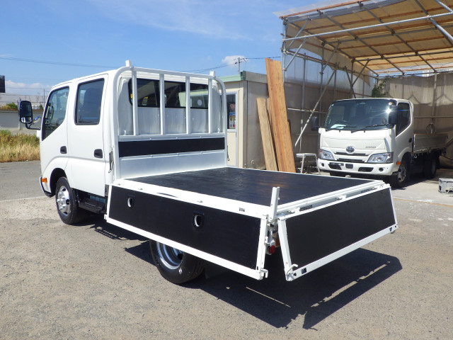 トヨタ ダイナ 小型 Wキャブ TKG-XZU605(111740) 28枚目