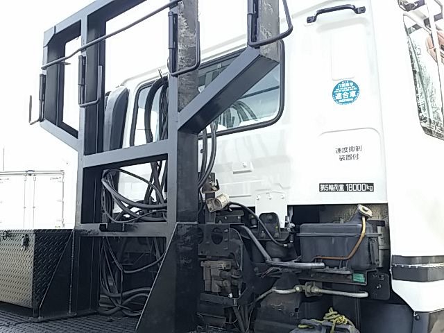 UDトラックス（日産） ビッグサム 大型 トラクタ KL-CW632GHT(8803) 55枚目