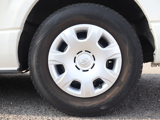 トヨタ ハイエース 小型 バン CBA-TRH214W(109319) 31枚目