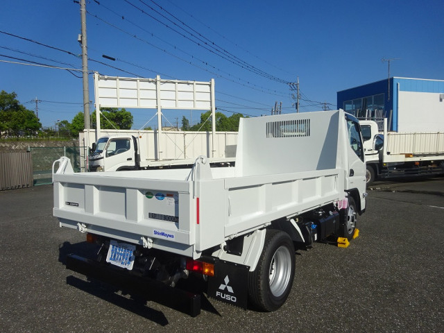 三菱ふそう キャンター 小型 土砂ダンプ 2RG-FBA60(111826) 2枚目