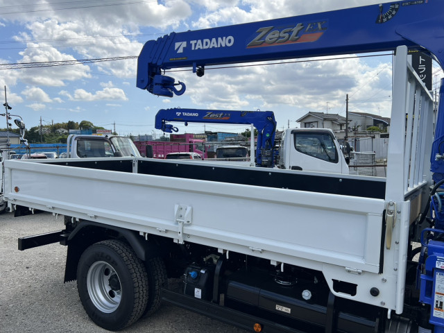 三菱ふそう キャンター 小型 平ボディ（クレーン付） 2RG-FEAV0(105961) 5枚目