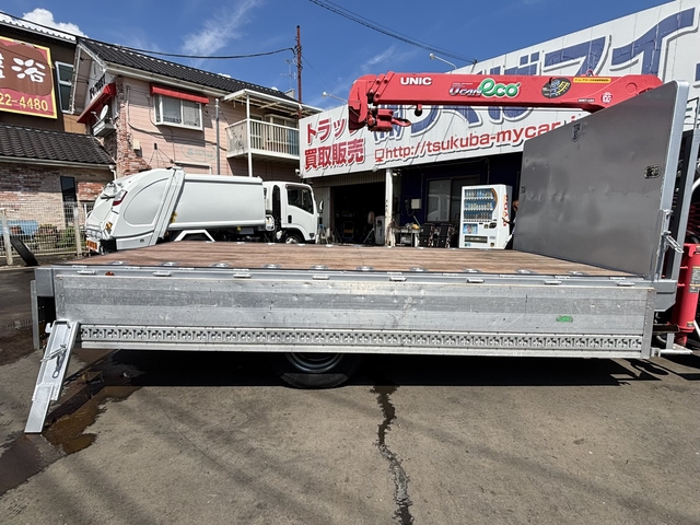 いすゞ エルフ 小型 平ボディ（クレーン付） TRG-NPR85AN(108829) 9枚目