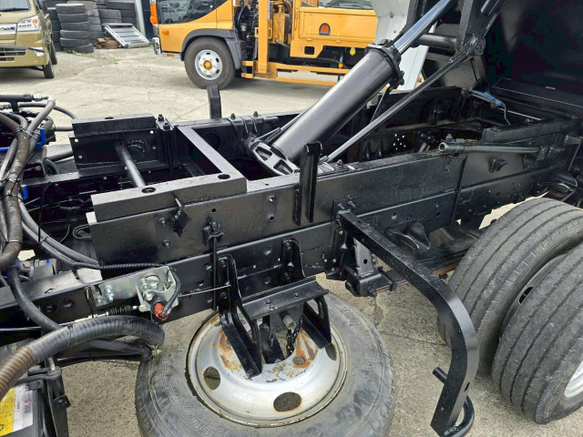 マツダ タイタン 小型 土砂ダンプ TKG-LMR85N(109900) 17枚目