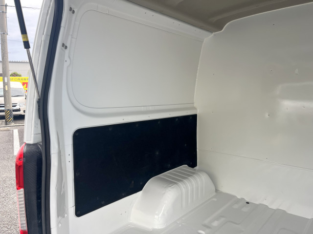 日産自動車 キャラバン 小型 冷蔵冷凍バン CBF-VR2E26(96407) 11枚目