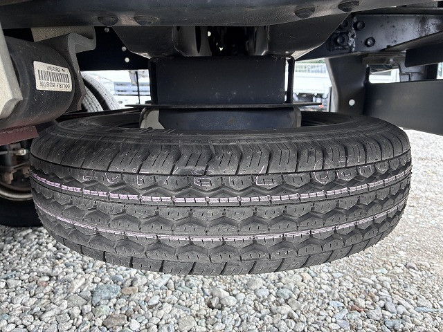いすゞ エルフ 小型 冷蔵冷凍バン TPG-NHR85AN(112070) 42枚目
