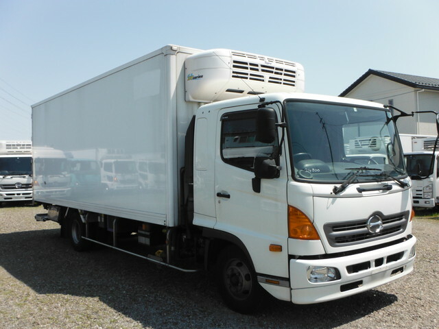 日野 レンジャー 中型 冷蔵冷凍バン TKG-FD7JLAG(10254) 2枚目