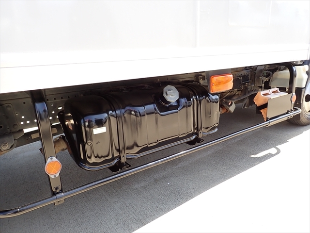 いすゞ エルフ 小型 バン TRG-NLR85AN(105082) 20枚目