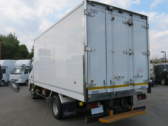日野 デュトロ 小型 冷蔵冷凍バン TPG-XZU712(106884) 7枚目