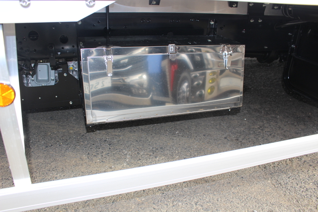 Mitsubishi Fuso fighter Middle Wing body 2KG-FK65F(104995) 9枚目