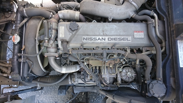 UDトラックス（日産） コンドル 中型 バン PB-MK37A(2250) 34枚目