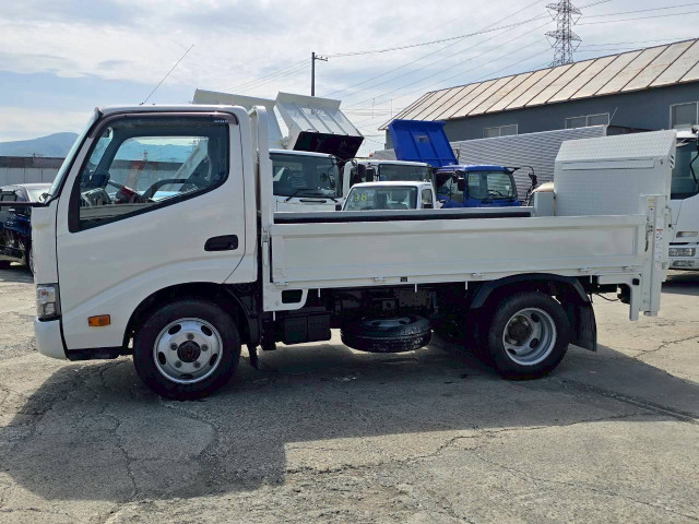 日野 デュトロ 小型 平ボディ TKG-XZU675M(105795) 5枚目