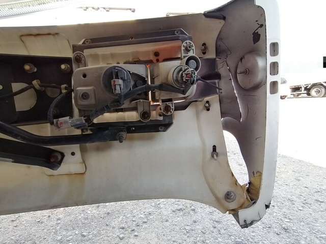 UDトラックス（日産） コンドル 中型 冷蔵冷凍バン PB-MK36B(5670) 87枚目