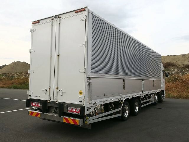 Nissan UD quon Large Wing body QPG-CG5ZA(35676) 3枚目