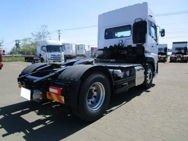 日産自動車 クオン 大型 トラクタ 2PG-GK6DAD(106852) 5枚目